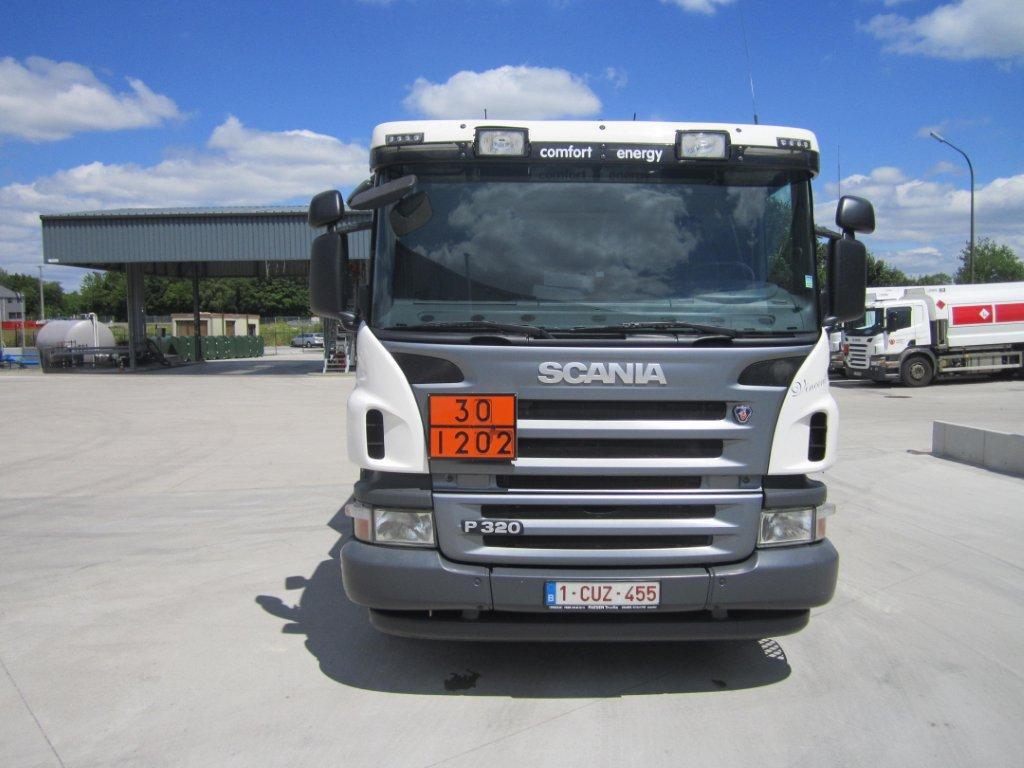 Scania P320 - Caminhão tanque: foto 2 Scania P320 - Caminhão tanque: foto 2