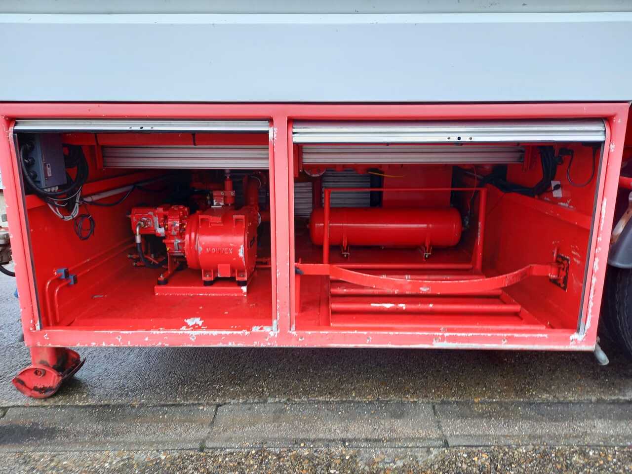 Stokota - Semirreboque tanque: foto 2 Stokota - Semirreboque tanque: foto 2