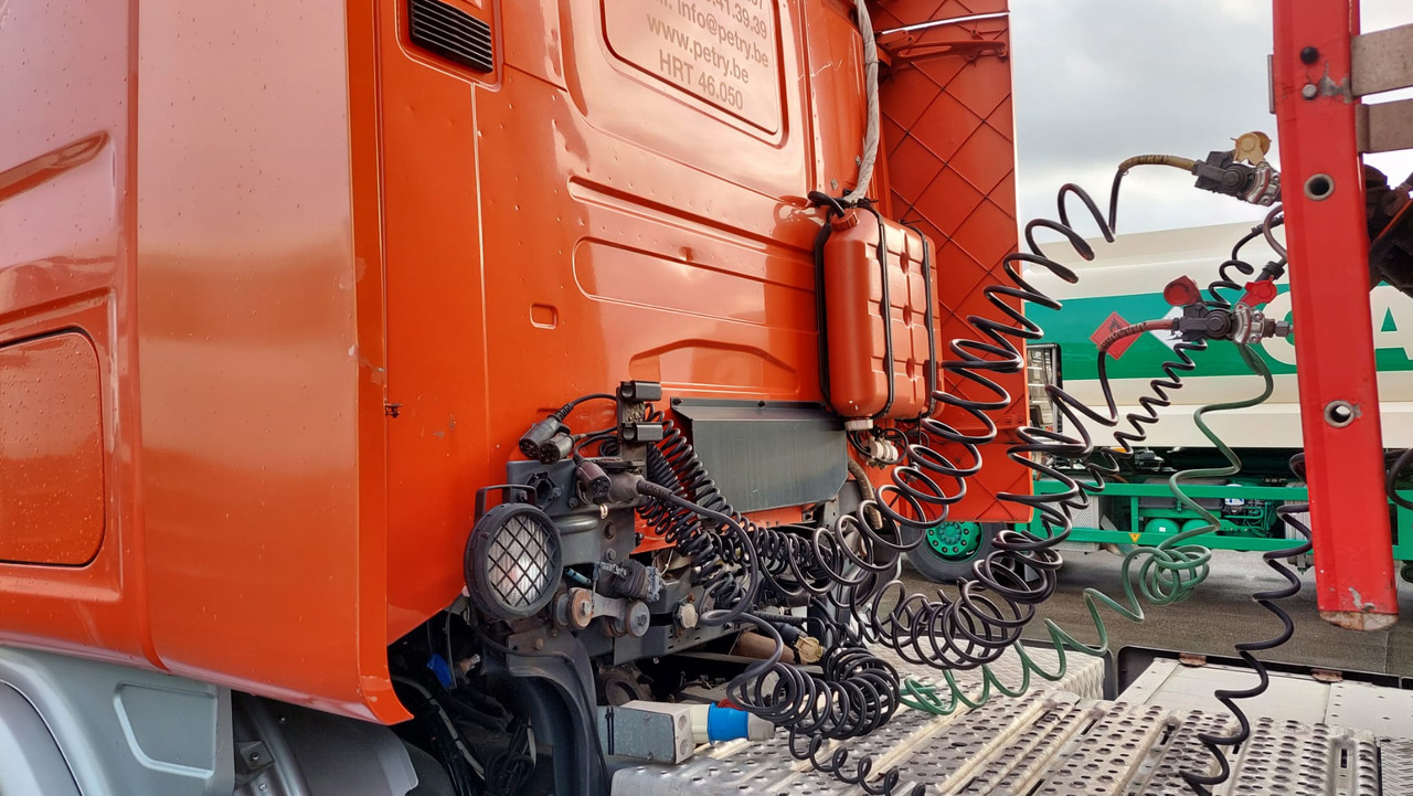 SCANIA - Tractor: foto 3 SCANIA - Tractor: foto 3