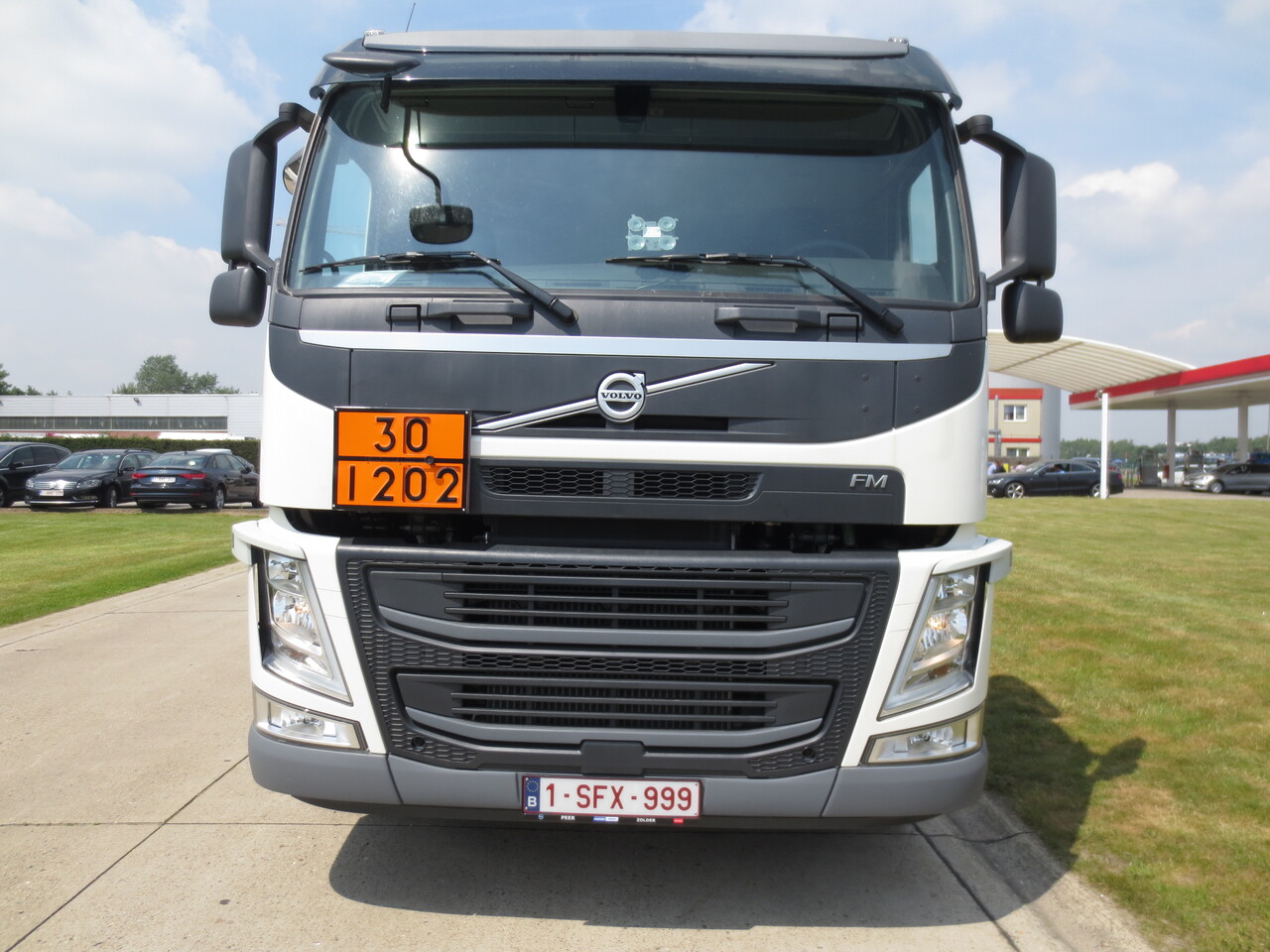 VOLVO FM - Caminhão tanque: foto 3 VOLVO FM - Caminhão tanque: foto 3