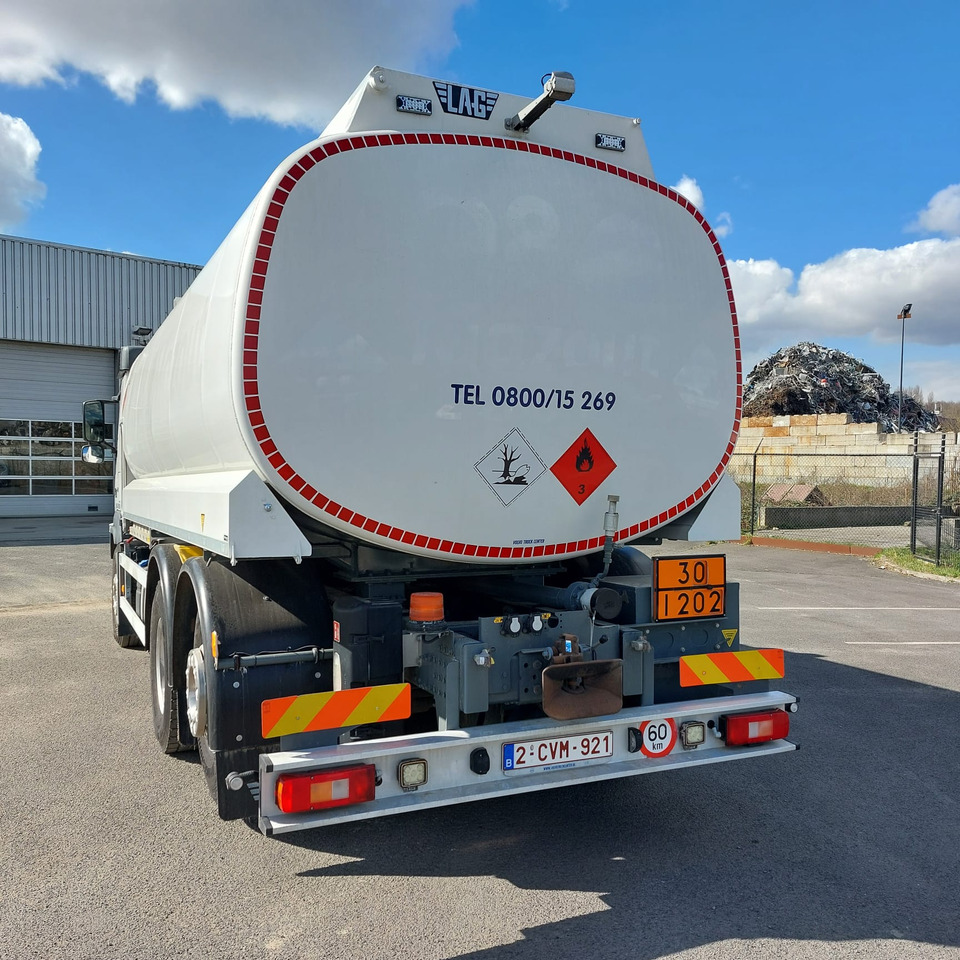 Caminhão tanque VOLVO FM: foto 7