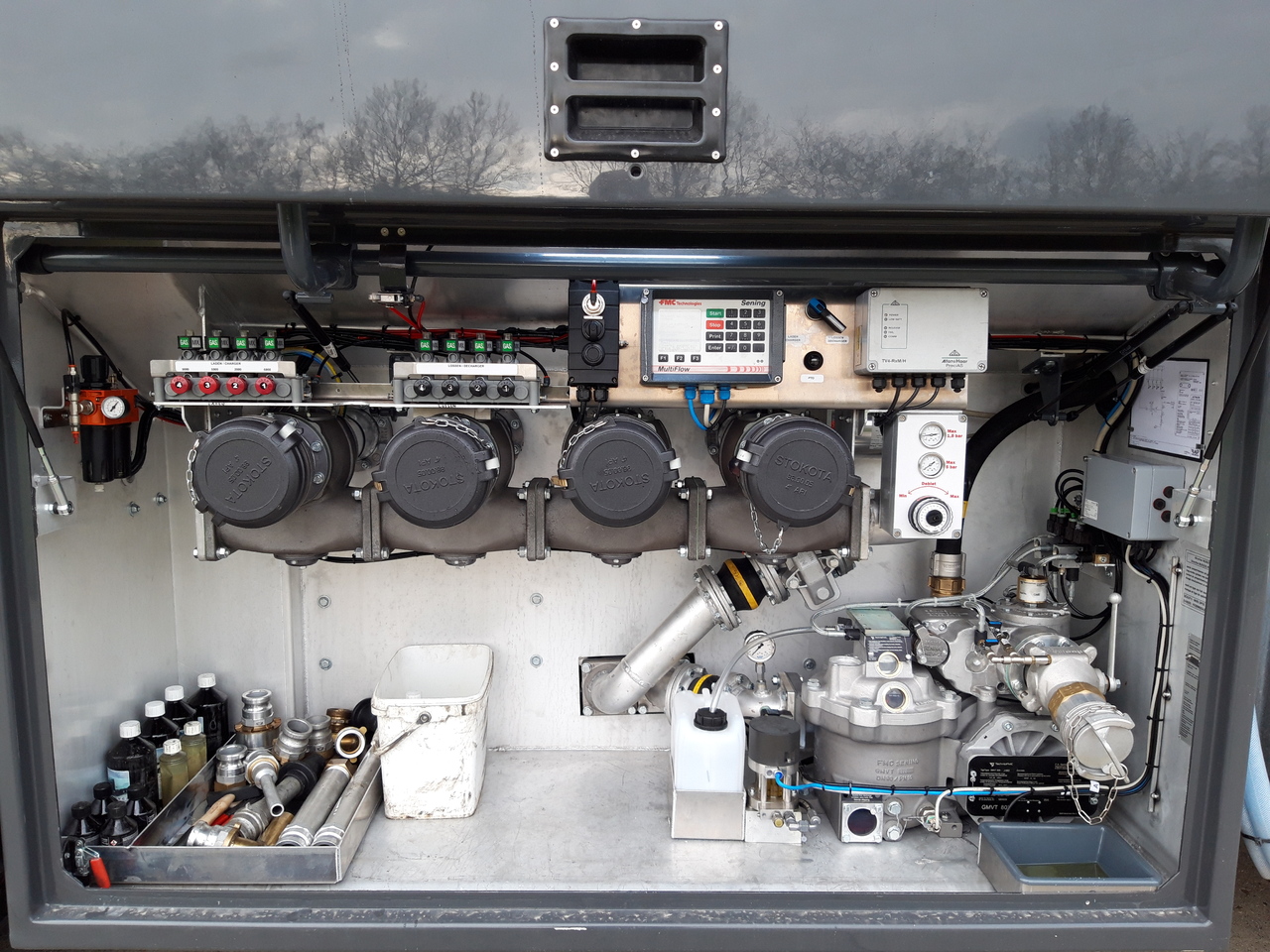 VOLVO FM - Caminhão tanque: foto 2 VOLVO FM - Caminhão tanque: foto 2