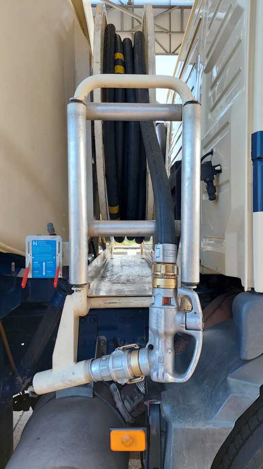 VOLVO FM - Caminhão tanque: foto 4 VOLVO FM - Caminhão tanque: foto 4