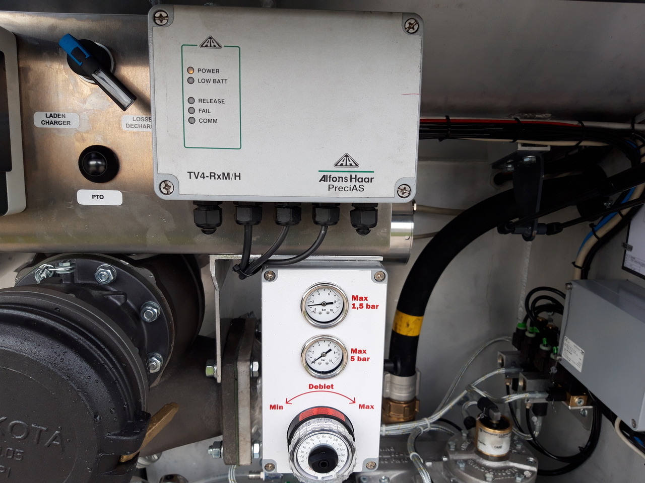 VOLVO FM - Caminhão tanque: foto 5 VOLVO FM - Caminhão tanque: foto 5