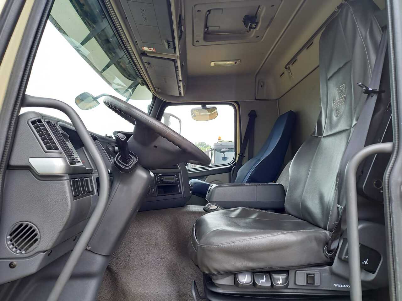 Volvo FM - Caminhão tanque: foto 4 Volvo FM - Caminhão tanque: foto 4