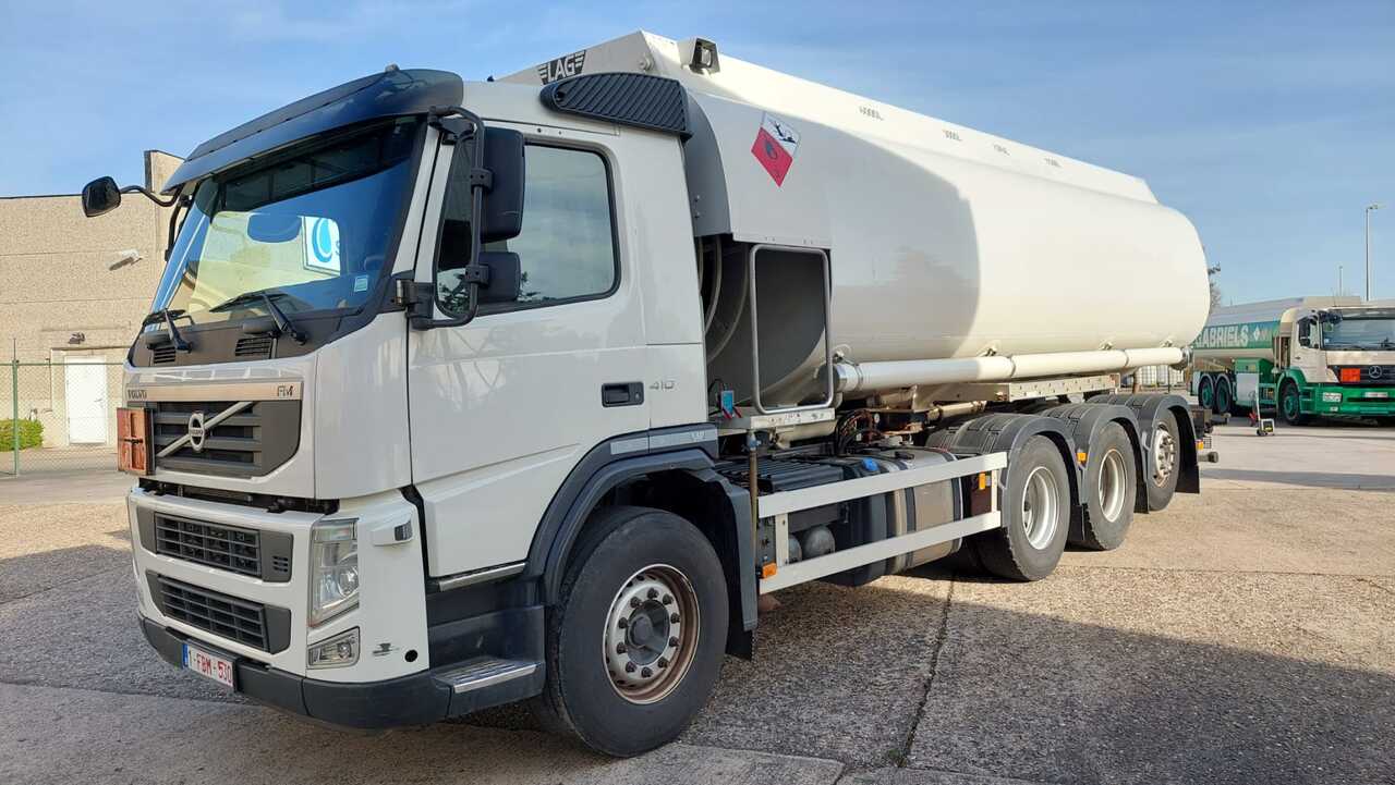 Volvo FMFH - Caminhão tanque: foto 1 Volvo FMFH - Caminhão tanque: foto 1