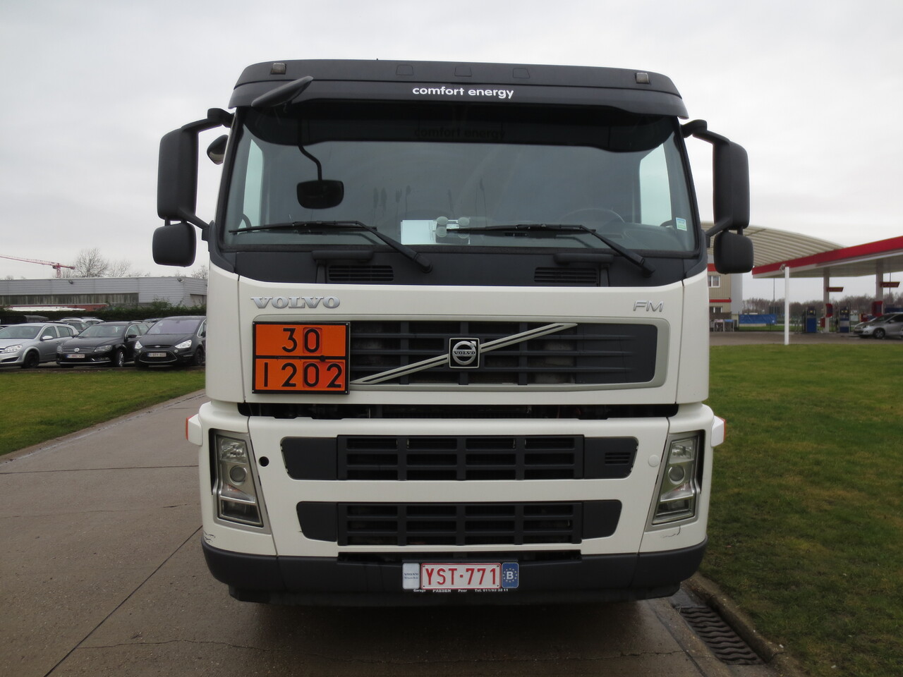 Caminhão tanque Volvo FMFH: foto 11