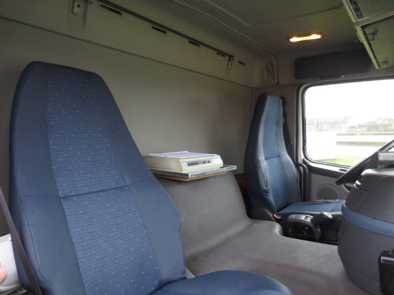 Caminhão tanque Volvo FMFH: foto 12