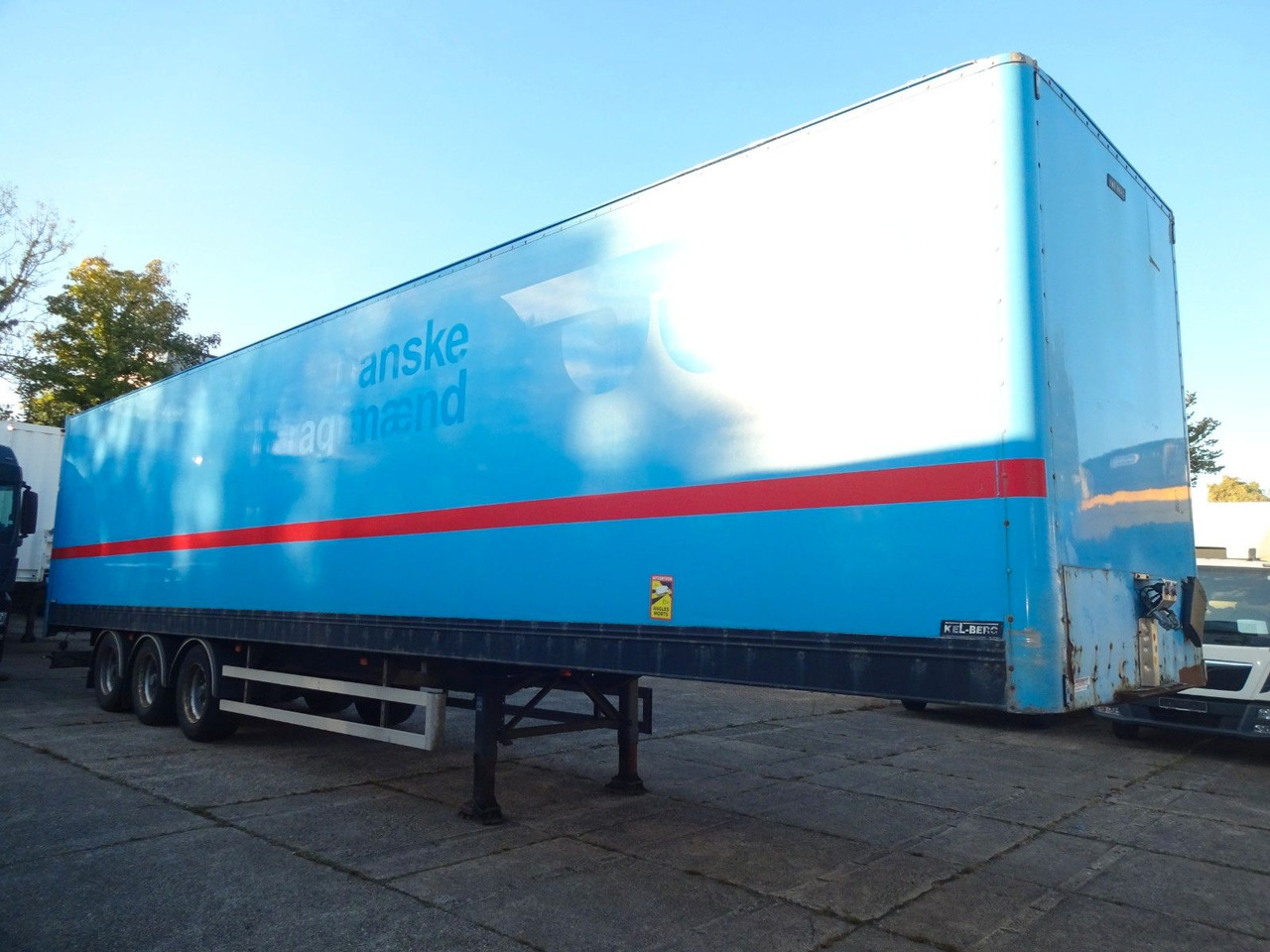 Kel-Berg 3 x Koffer, Doppelstock mit Balken - Semi-reboque furgão: foto 1 Kel-Berg 3 x Koffer, Doppelstock mit Balken - Semi-reboque furgão: foto 1