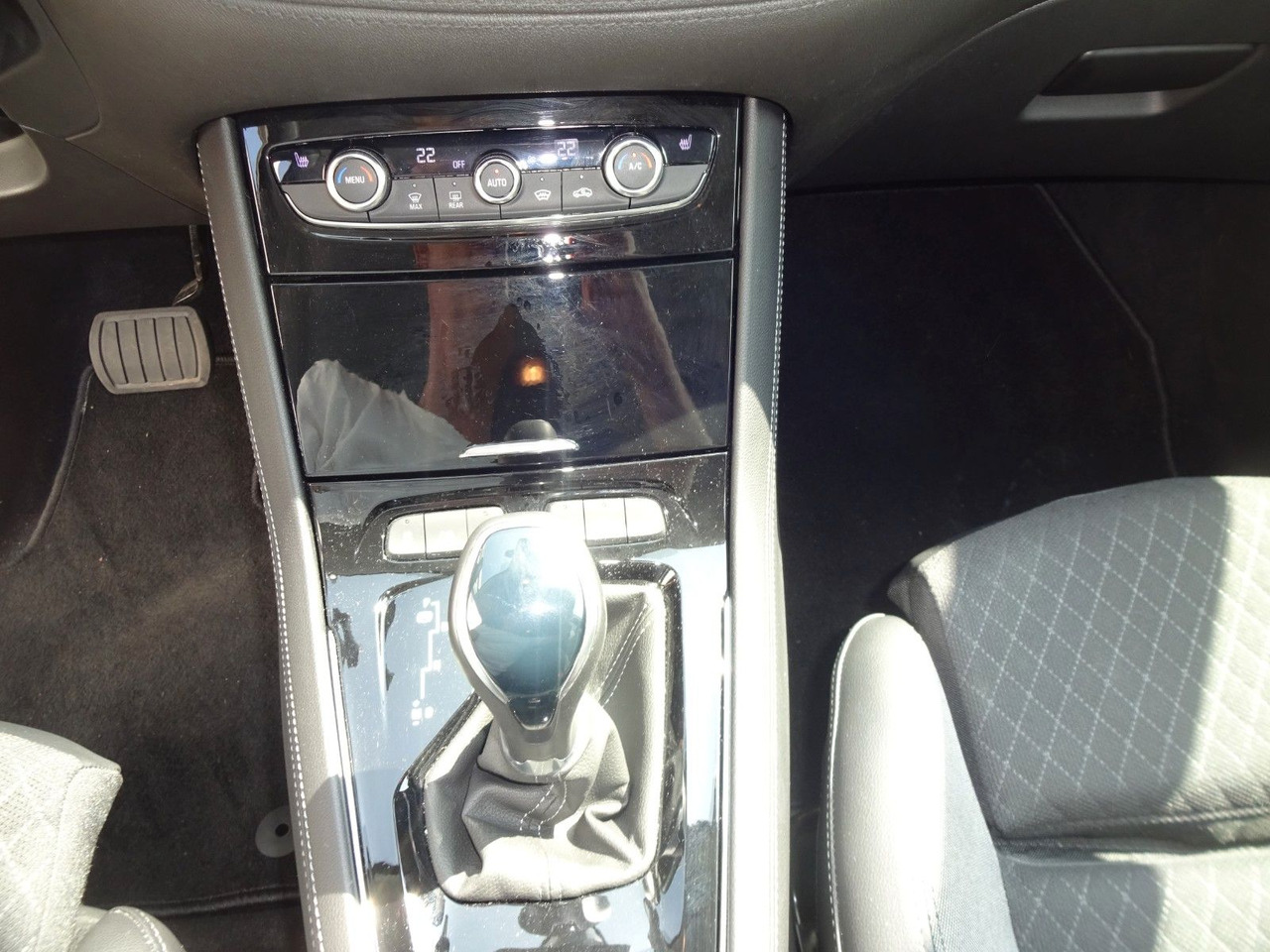 SUV Opel Grandland (X): foto 18