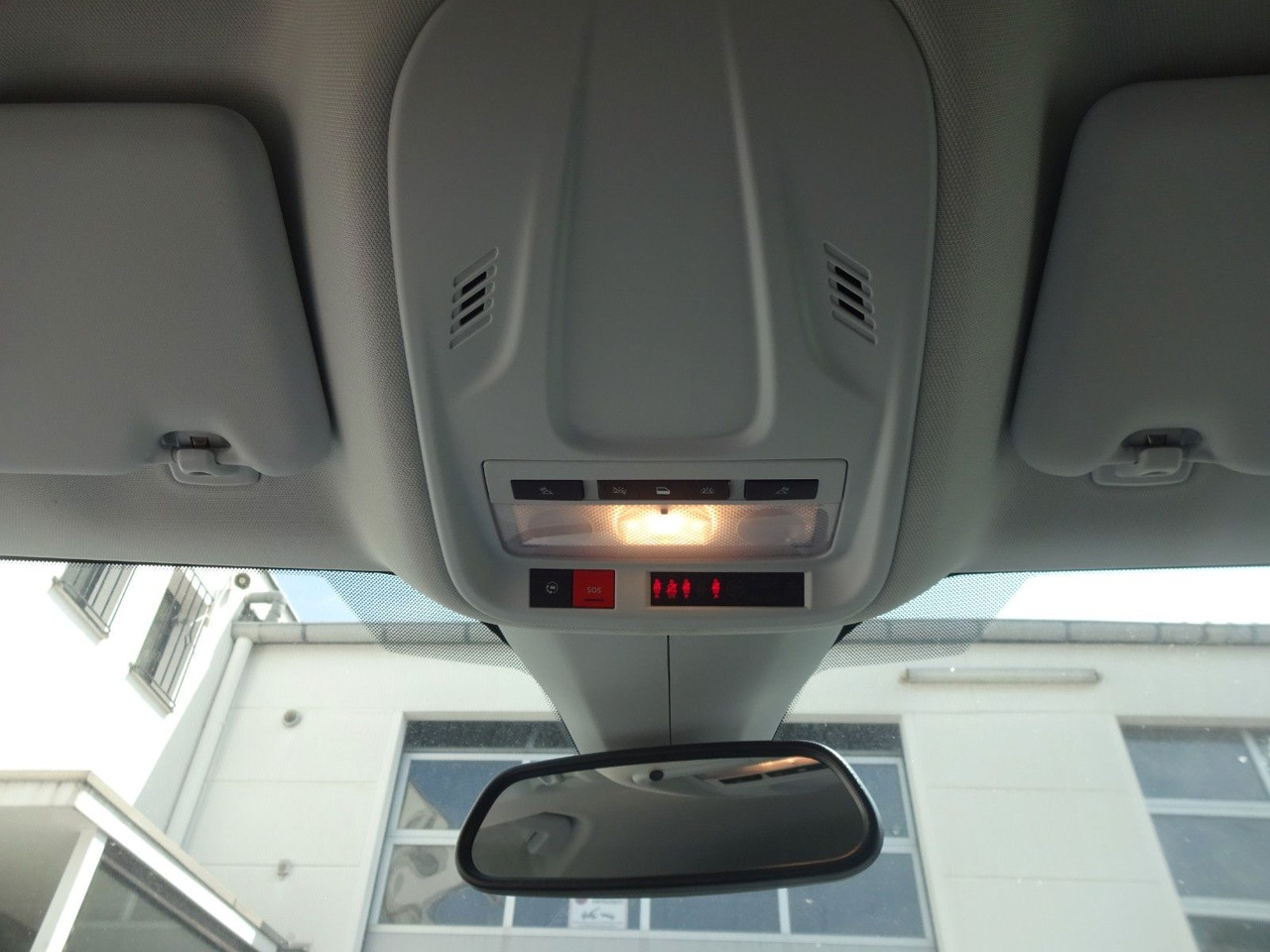 SUV Opel Grandland (X): foto 21