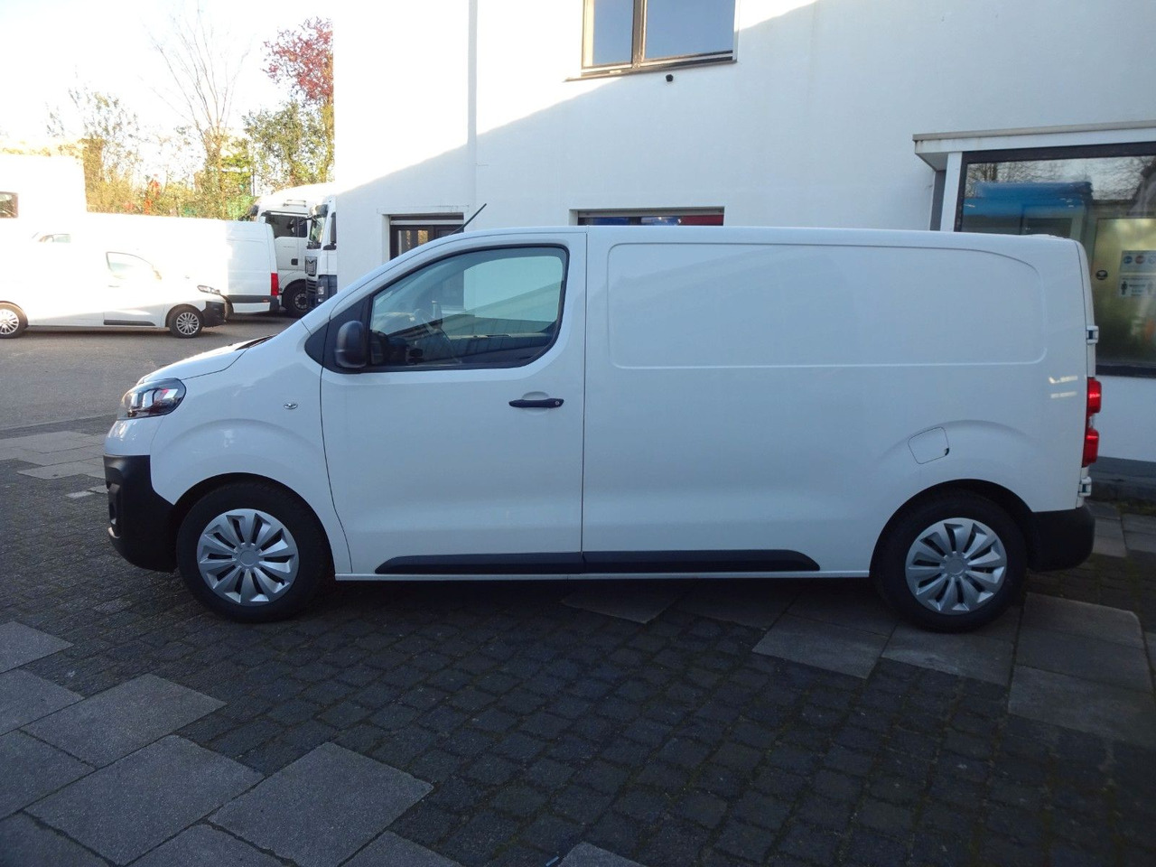 Opel Vivaro Kasten Edition M, L1H1, Klima, PDC - Furgão de passageiros: foto 4 Opel Vivaro Kasten Edition M, L1H1, Klima, PDC - Furgão de passageiros: foto 4