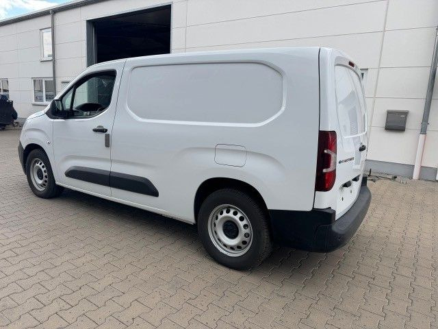 Peugeot Partner Premium Elektro, L2H1, 100 kW, Kamera - Furgão compacto, Carrinha elétrica: foto 4 Peugeot Partner Premium Elektro, L2H1, 100 kW, Kamera - Furgão compacto, Carrinha elétrica: foto 4