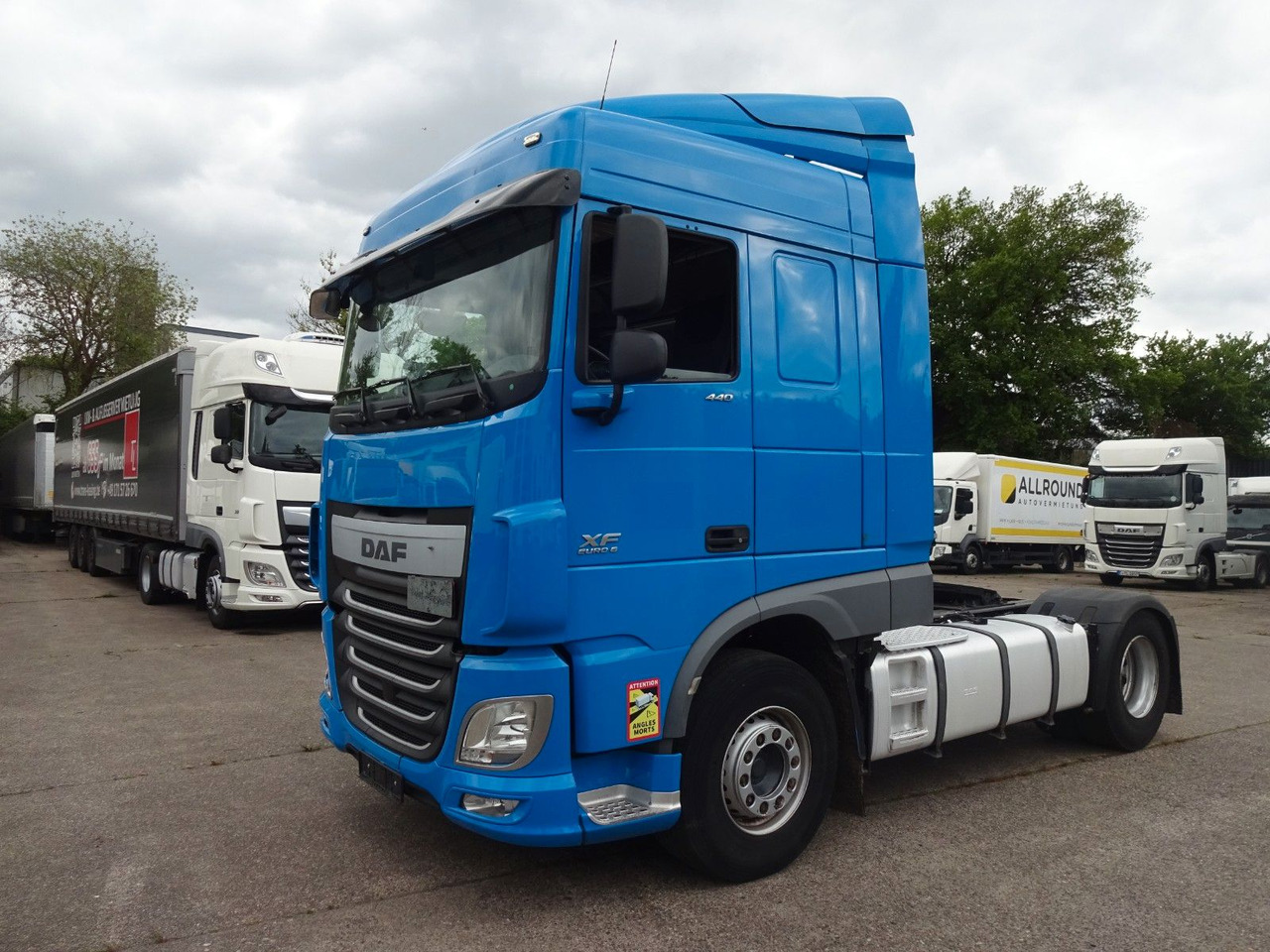 DAF XF 440, SC, Klima, 2 x Tank, Intarder, Standklim - Tractor: foto 2 DAF XF 440, SC, Klima, 2 x Tank, Intarder, Standklim - Tractor: foto 2