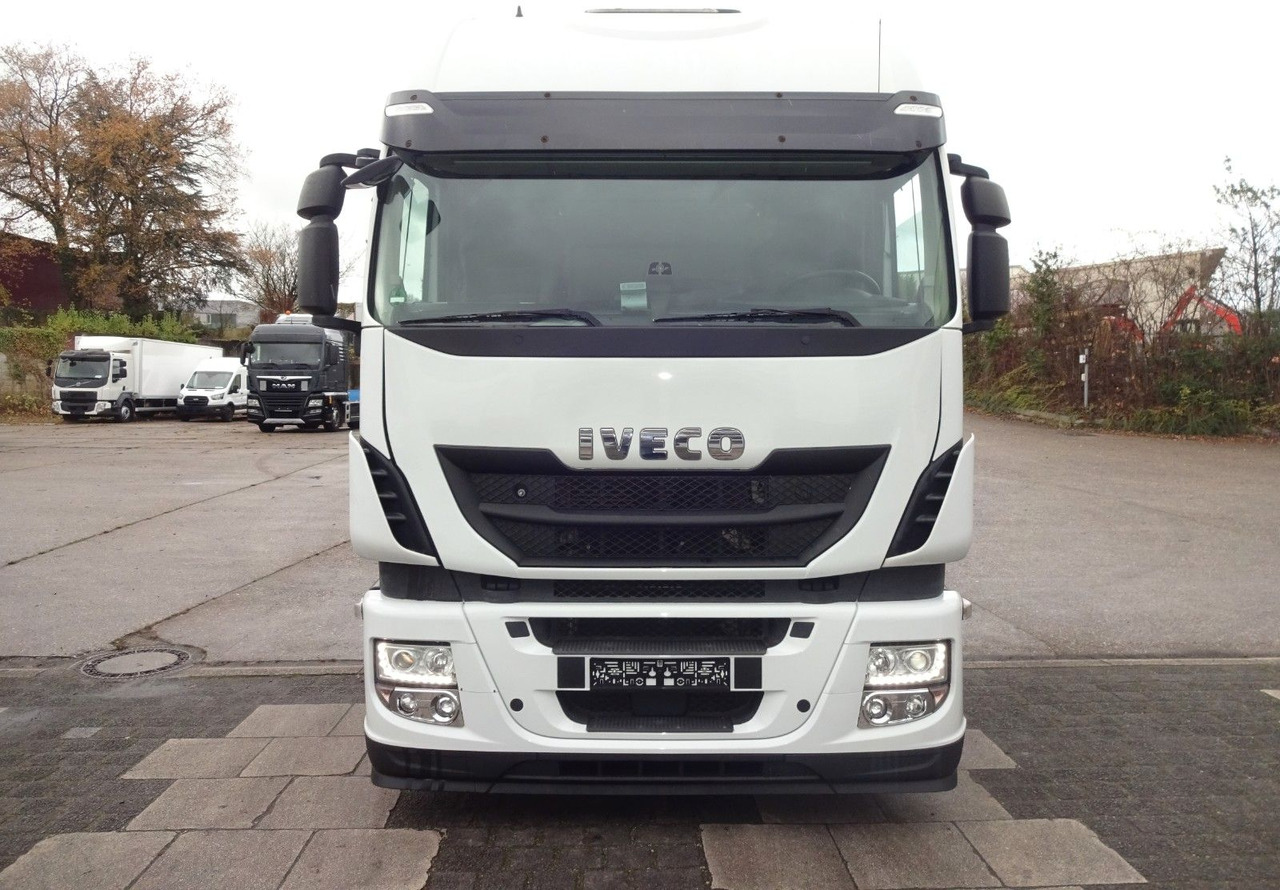 Iveco Stralis 460, Low Liner, Diesel - Tractor: foto 2 Iveco Stralis 460, Low Liner, Diesel - Tractor: foto 2