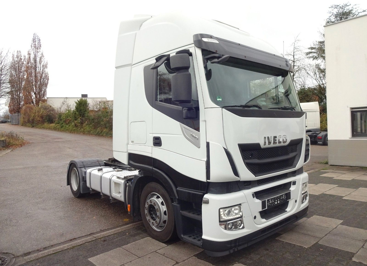Iveco Stralis 460, Low Liner, Diesel - Tractor: foto 1 Iveco Stralis 460, Low Liner, Diesel - Tractor: foto 1