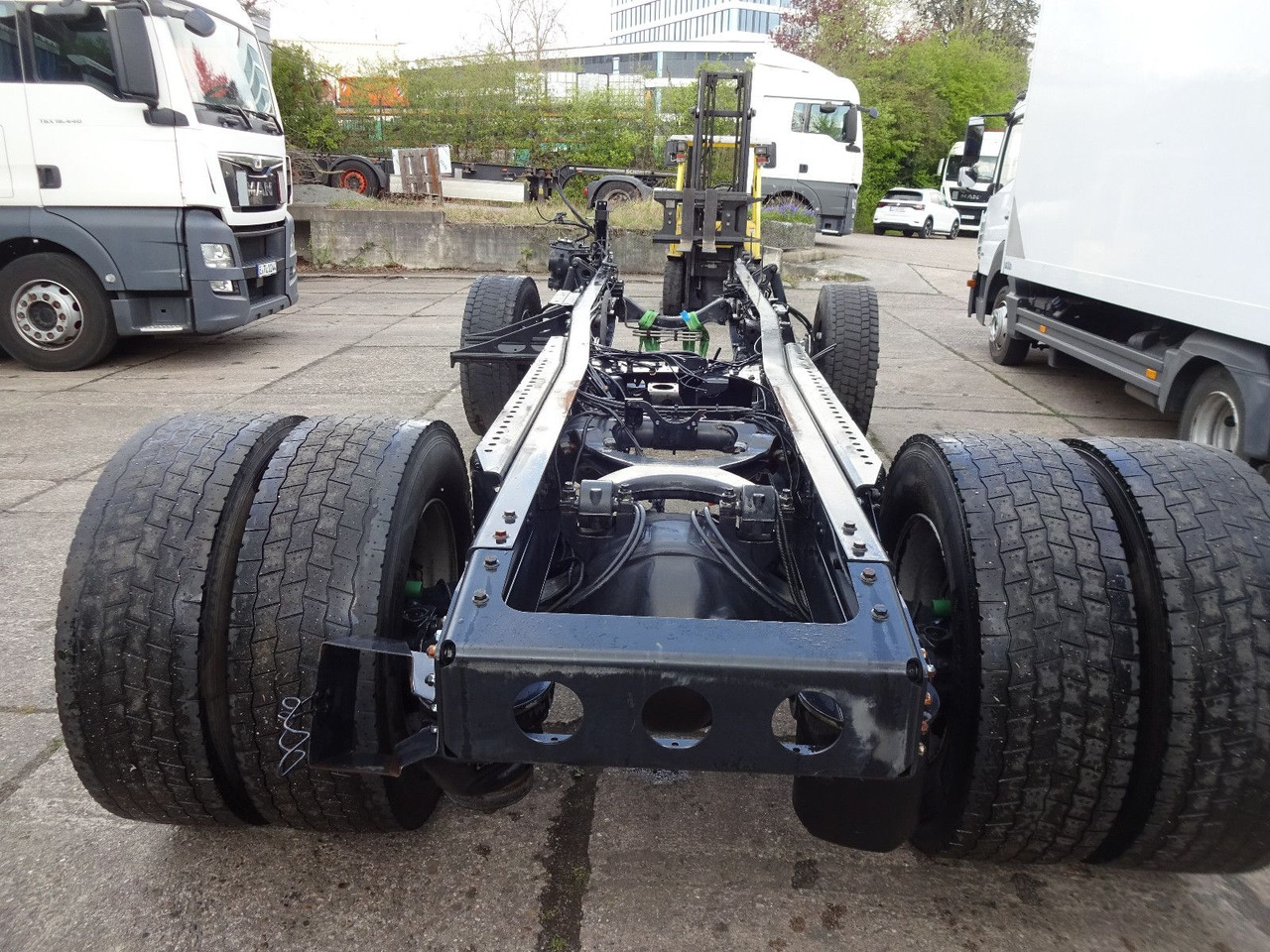 MAN TGX 18.480, Chassis mit Hinterachse, Bj-2016 - Tractor: foto 4 MAN TGX 18.480, Chassis mit Hinterachse, Bj-2016 - Tractor: foto 4