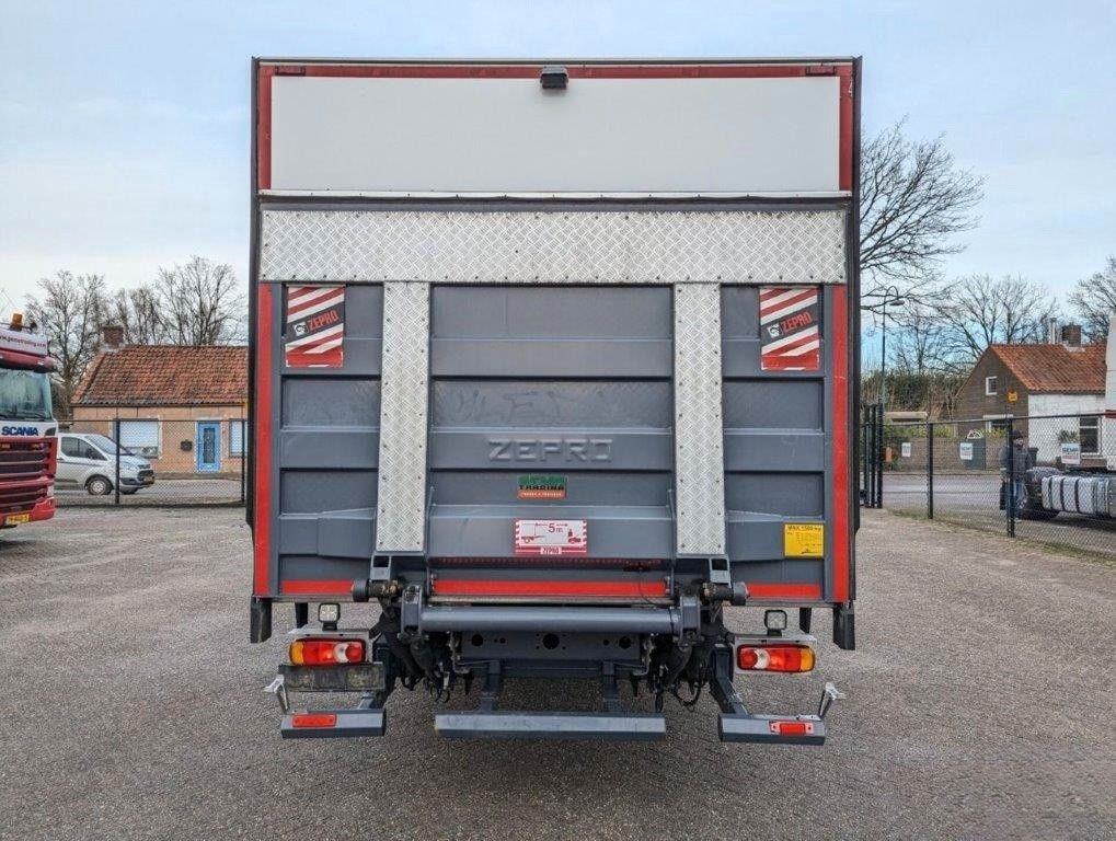 Volvo FL 210, 12tn., Isolirt, Autom, wie neu - Camião furgão: foto 4 Volvo FL 210, 12tn., Isolirt, Autom, wie neu - Camião furgão: foto 4