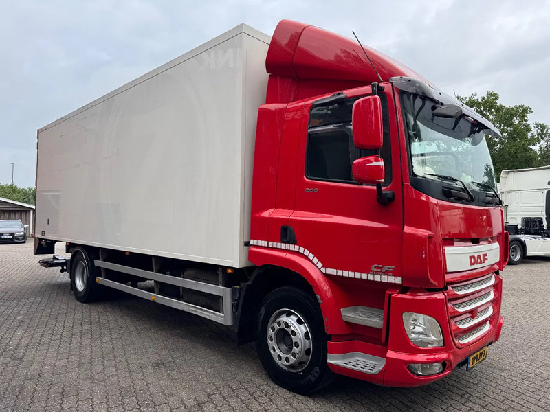 DAF CF 260 4X2 7.6 Frigoblock FK12 -25 Trennwand 2T LBW, HEIWO, Top condition - Camião isotérmico: foto 2 DAF CF 260 4X2 7.6 Frigoblock FK12 -25 Trennwand 2T LBW, HEIWO, Top condition - Camião isotérmico: foto 2