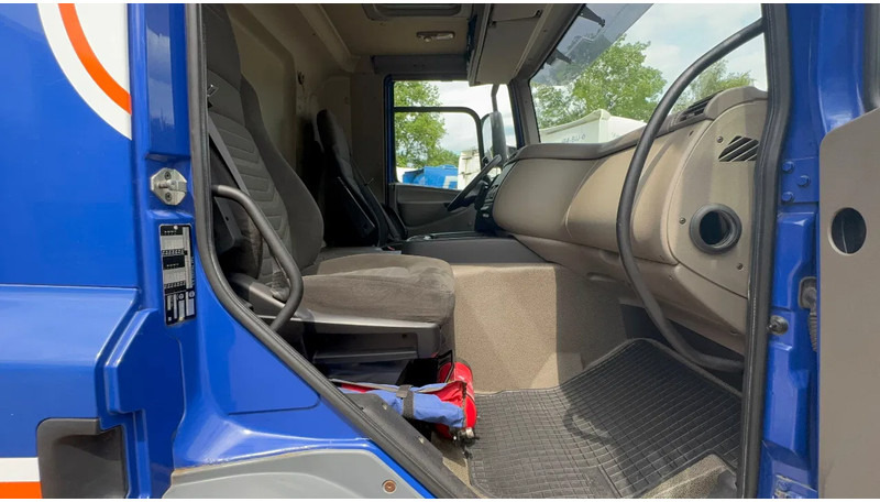 Leasing de DAF CF 85.360 8X2 3 Zijdige kipper HIAB 16 t/m kraan AHK Top condition DAF CF 85.360 8X2 3 Zijdige kipper HIAB 16 t/m kraan AHK Top condition: foto 18
