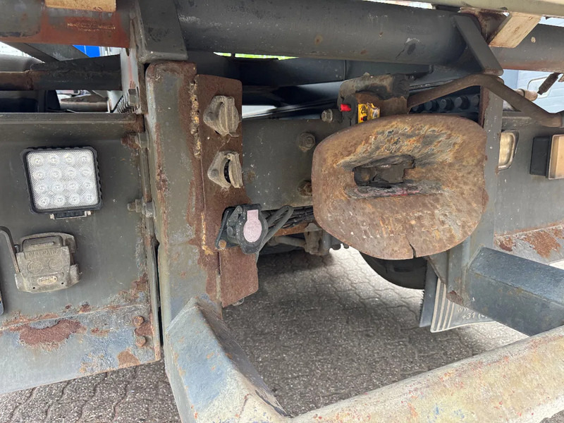 Leasing de DAF CF 85.360 8X2 3 Zijdige kipper HIAB 16 t/m kraan AHK Top condition DAF CF 85.360 8X2 3 Zijdige kipper HIAB 16 t/m kraan AHK Top condition: foto 13