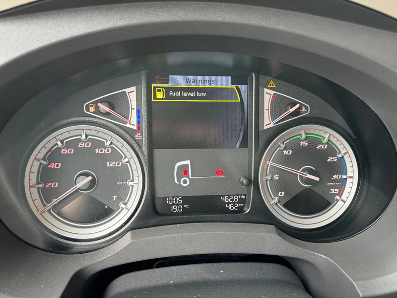 Camião furgão novo DAF LF 210 FA 6.1M Bakwagen NIEUW, Volledige garantie 3 jaar, Laadklep - Airco - Vangmuil: foto 17