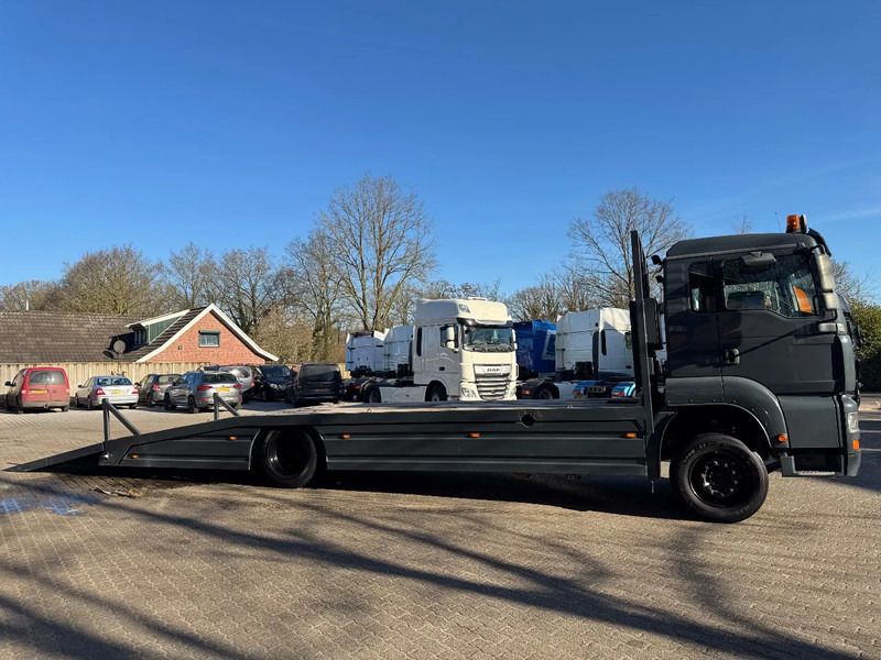 MAN TGA 18.350 830CM Oprijwagen Machinery transporter Hydraulische klep, nieuwe APK 3-6-2026 - Camião transporte de veículos: foto 2 MAN TGA 18.350 830CM Oprijwagen Machinery transporter Hydraulische klep, nieuwe APK 3-6-2026 - Camião transporte de veículos: foto 2