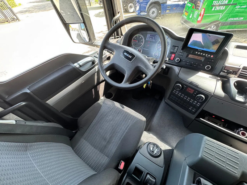 Leasing de MAN TGS 26.320 EEV Koffer Stuuras AHK 3.000KG LBW 337.340KM! NL TRUCK MAN TGS 26.320 EEV Koffer Stuuras AHK 3.000KG LBW 337.340KM! NL TRUCK: foto 9