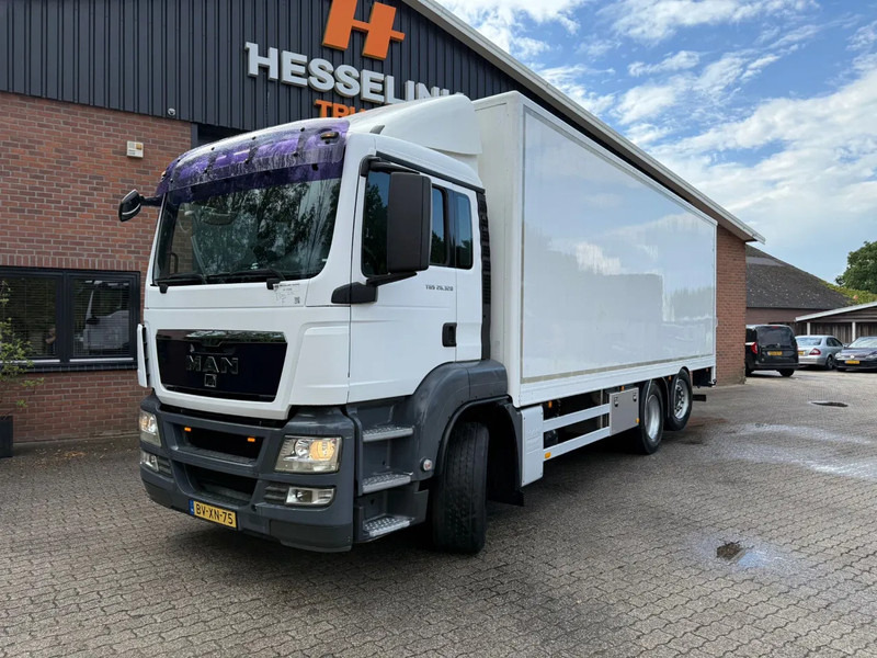 MAN TGS 26.320 Koffer Stuuras AHK 3.000KG LBW 267.965KM! NL Truck - Camião furgão: foto 1 MAN TGS 26.320 Koffer Stuuras AHK 3.000KG LBW 267.965KM! NL Truck - Camião furgão: foto 1
