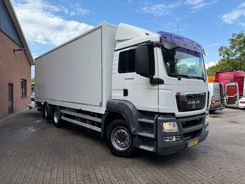 MAN TGS 26.320 Koffer Stuuras AHK 3.000KG LBW 267.965KM! NL Truck - Camião furgão: foto 2 MAN TGS 26.320 Koffer Stuuras AHK 3.000KG LBW 267.965KM! NL Truck - Camião furgão: foto 2