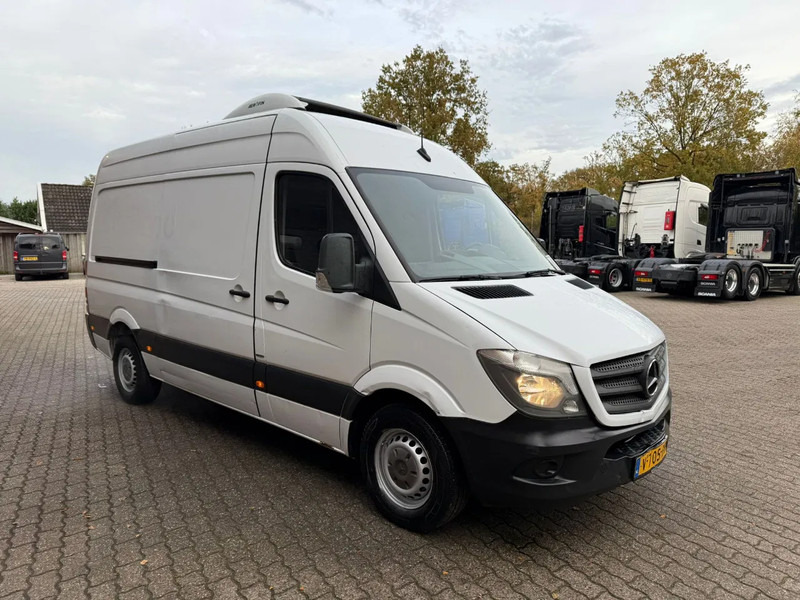 Mercedes-Benz Sprinter Dual Zone Frigo -30/+30 Automaat NL Van APK/TUV 02-06-2026 - Carrinha frigorífica, Carrinha cabine dupla: foto 2 Mercedes-Benz Sprinter Dual Zone Frigo -30/+30 Automaat NL Van APK/TUV 02-06-2026 - Carrinha frigorífica, Carrinha cabine dupla: foto 2