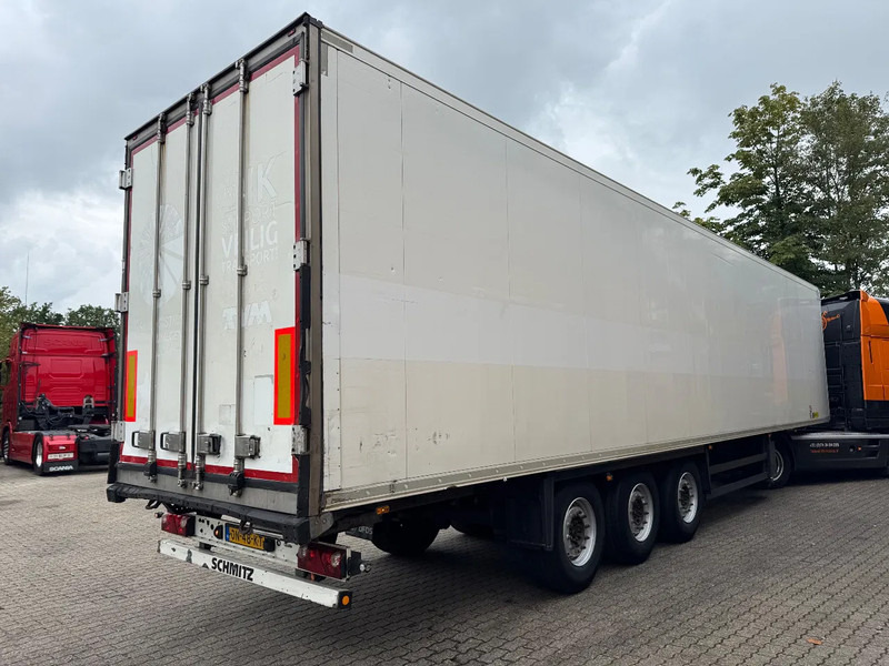 Schmitz Cargobull SKO 24 5x Meatrails Rohrbahnen Fleisch Carrier Vector 1950MT - Semi-reboque isotérmico: foto 2 Schmitz Cargobull SKO 24 5x Meatrails Rohrbahnen Fleisch Carrier Vector 1950MT - Semi-reboque isotérmico: foto 2