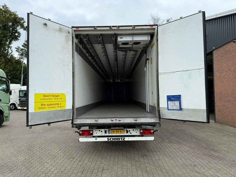 Schmitz Cargobull SKO 24 5x Meatrails Rohrbahnen Fleisch Carrier Vector 1950MT lnclusief haken - Semi-reboque isotérmico: foto 4 Schmitz Cargobull SKO 24 5x Meatrails Rohrbahnen Fleisch Carrier Vector 1950MT lnclusief haken - Semi-reboque isotérmico: foto 4