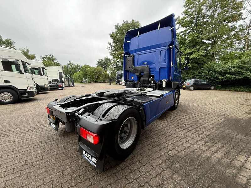 DAF CF 400 Space Cab side ACC 4x2 615.010KM! NL Truck - Tractor: foto 3 DAF CF 400 Space Cab side ACC 4x2 615.010KM! NL Truck - Tractor: foto 3