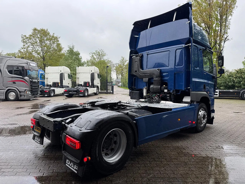 DAF CF 450 Space Cab 313.390KM! Spoilers/Side skirts NL Truck - Tractor: foto 4 DAF CF 450 Space Cab 313.390KM! Spoilers/Side skirts NL Truck - Tractor: foto 4