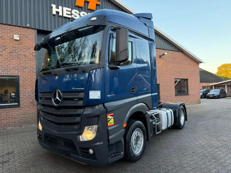Mercedes-Benz Actros 1940 4x2 Streamspace Spoilers 722.835KM - Tractor: foto 1 Mercedes-Benz Actros 1940 4x2 Streamspace Spoilers 722.835KM - Tractor: foto 1