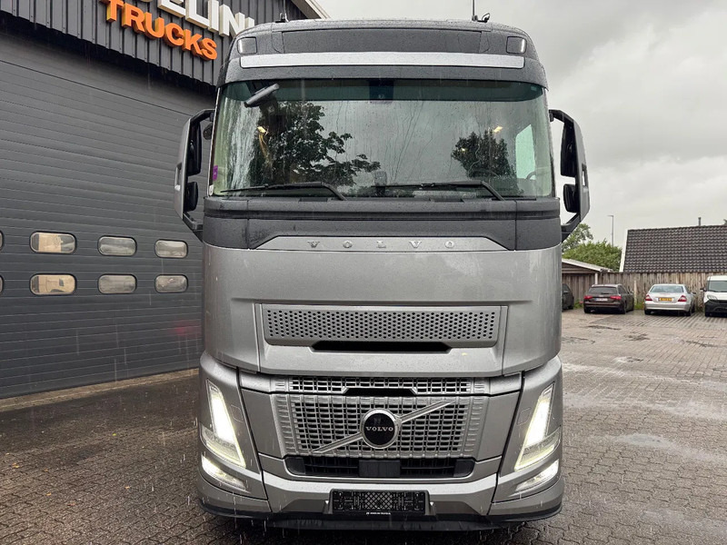 Volvo FH 500 AERO NEW! 9 Ton Vooras PTO Prep Full air Globetrotter XL Retarder - Tractor: foto 4 Volvo FH 500 AERO NEW! 9 Ton Vooras PTO Prep Full air Globetrotter XL Retarder - Tractor: foto 4