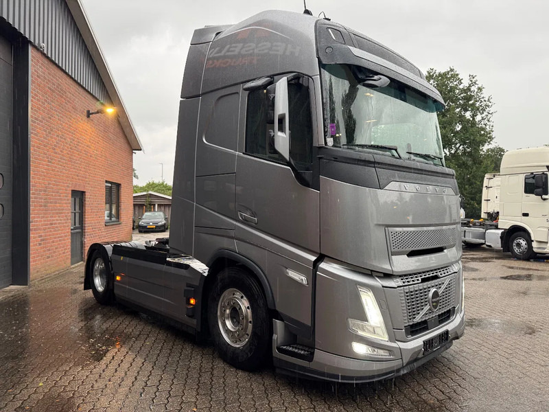 Volvo FH 500 AERO NEW! 9 Ton Vooras PTO Prep Full air Globetrotter XL Retarder - Tractor: foto 2 Volvo FH 500 AERO NEW! 9 Ton Vooras PTO Prep Full air Globetrotter XL Retarder - Tractor: foto 2