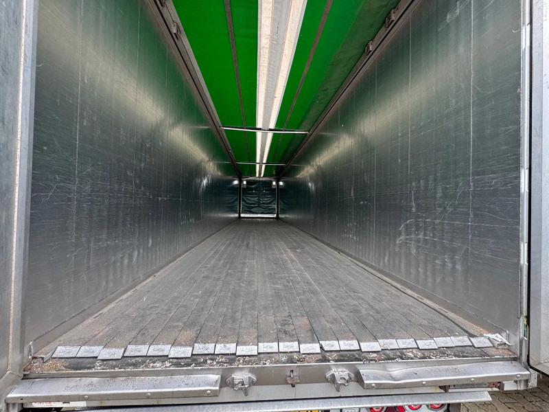 Kraker K-Force 92m3 Special! Side skirts, 8MM Cargo floor, Silver - Semi-reboque piso móvel: foto 5 Kraker K-Force 92m3 Special! Side skirts, 8MM Cargo floor, Silver - Semi-reboque piso móvel: foto 5