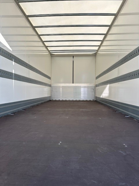 BDF-System, 7.450 mm lang, Durchladesystem mit Überfahrblech, Portal Doppelflügeltür, - Carroçaria para furgões: foto 5 BDF-System, 7.450 mm lang, Durchladesystem mit Überfahrblech, Portal Doppelflügeltür, - Carroçaria para furgões: foto 5