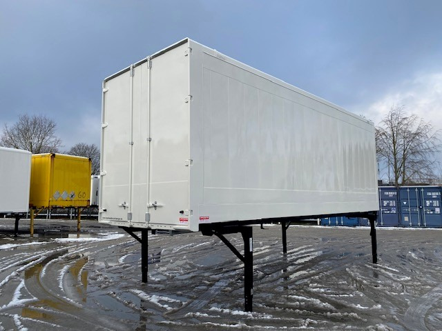 Carroçaria para furgões Krone BDF-System 7.450 mm, LACK NEU, Eckhöhe: 2.900 mm,: foto 1