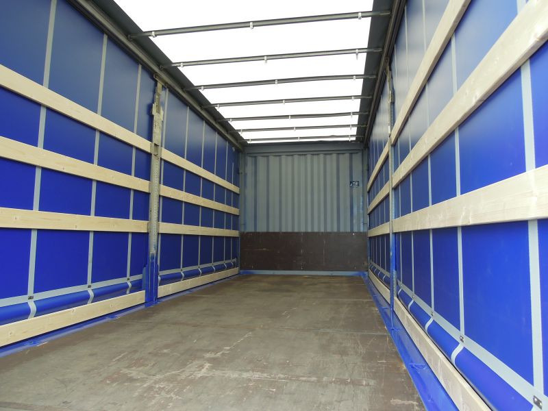 Krone BDF-System, 7.450 mm lang - Toldo carroçaria: foto 2 Krone BDF-System, 7.450 mm lang - Toldo carroçaria: foto 2