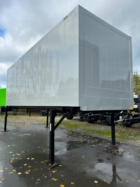 Carroçaria para furgões Krone BDF-System 7.45m, Lack NEU Standard-Version mit 2K-Lackierung, grau oder Wunschfarbe: foto 6 Carroçaria para furgões Krone BDF-System 7.45m, Lack NEU Standard-Version mit 2K-Lackierung, grau oder Wunschfarbe: foto 6