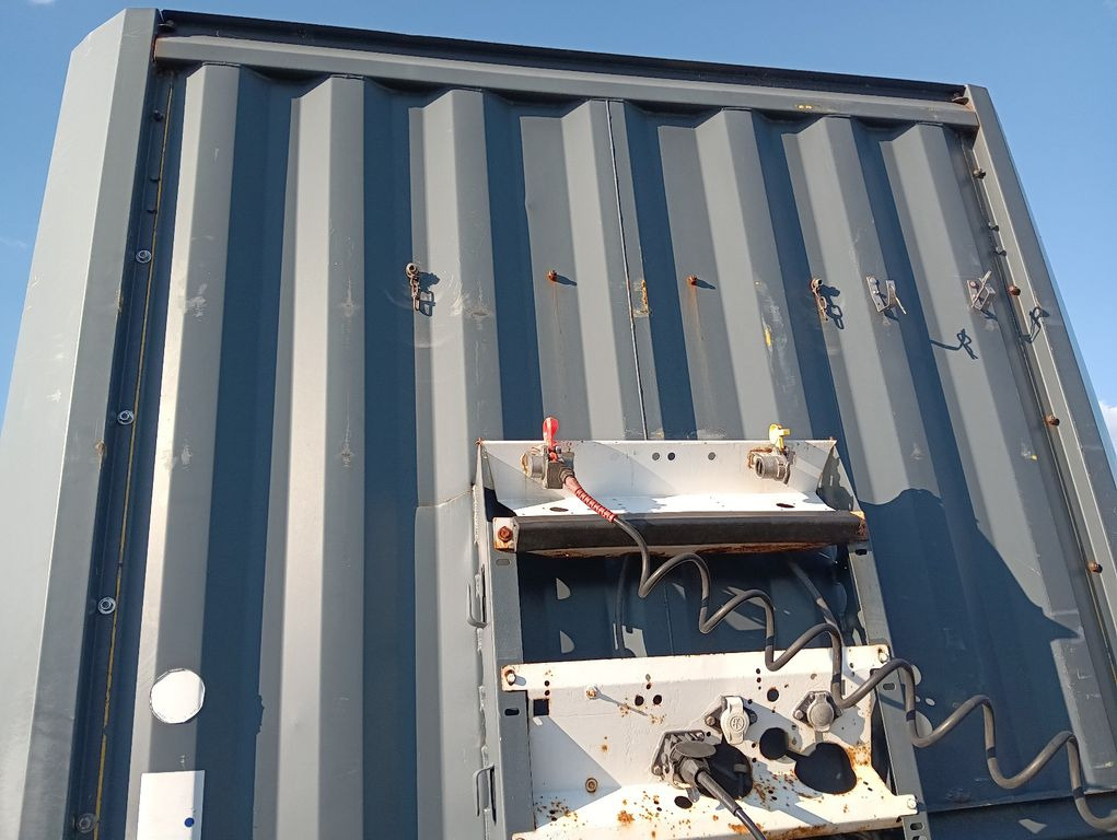 Krone SDP27 TwistLocks 40"+ 20" BPW Lift Rungentaschen Krone SDP27 TwistLocks 40"+ 20" BPW Lift Rungentaschen - Semi-reboque plataforma/ Caixa aberta: foto 2 Krone SDP27 TwistLocks 40"+ 20" BPW Lift Rungentaschen Krone SDP27 TwistLocks 40"+ 20" BPW Lift Rungentaschen - Semi-reboque plataforma/ Caixa aberta: foto 2