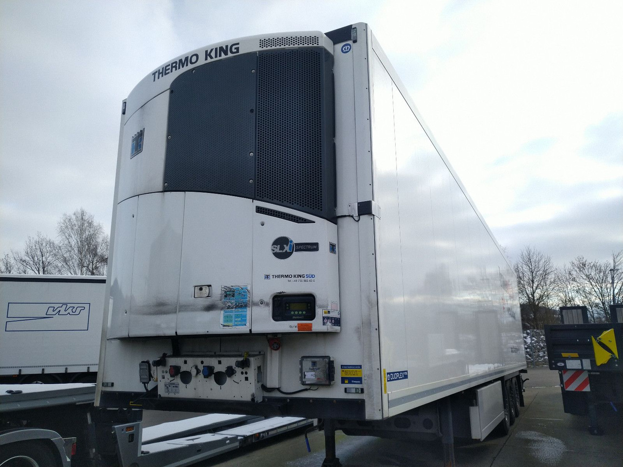 Krone SDR27eL4-MT Blumen BiTemp TK SLXi Double Rolltor - Semi-reboque furgão: foto 4 Krone SDR27eL4-MT Blumen BiTemp TK SLXi Double Rolltor - Semi-reboque furgão: foto 4