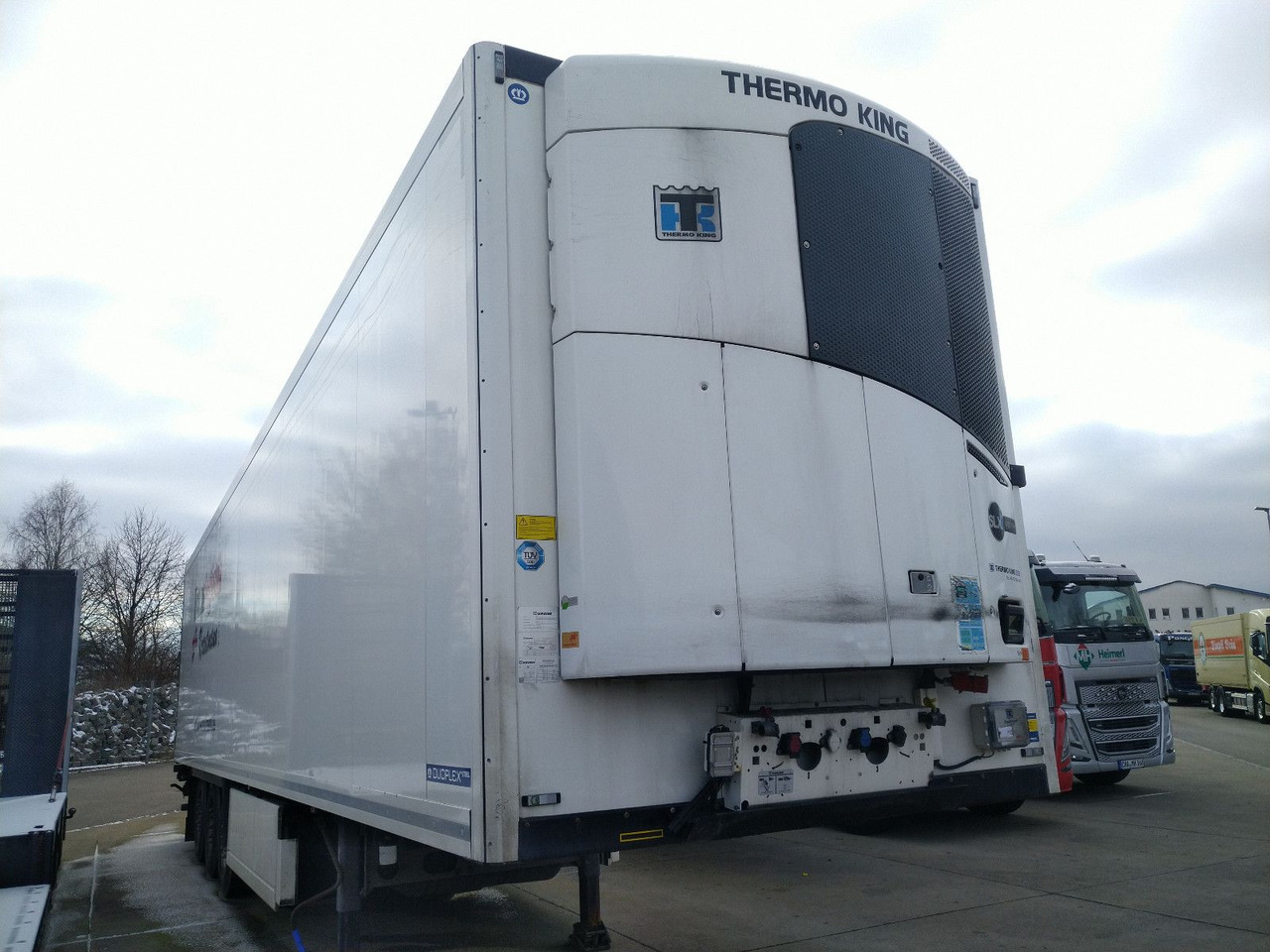 Krone SDR27eL4-MT Blumen BiTemp TK SLXi Double Rolltor - Semi-reboque furgão: foto 5 Krone SDR27eL4-MT Blumen BiTemp TK SLXi Double Rolltor - Semi-reboque furgão: foto 5