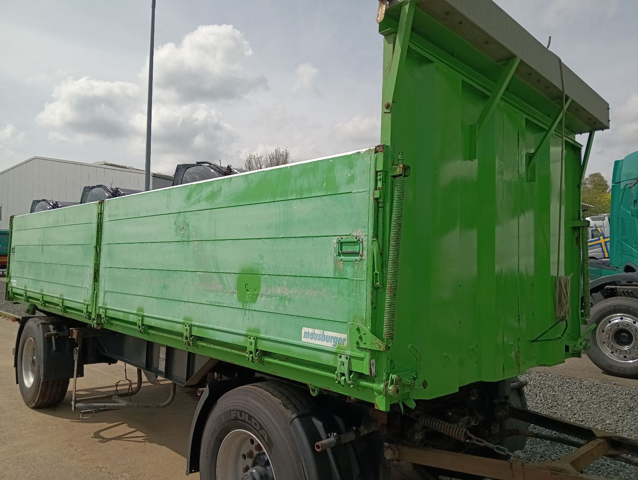 Meusburger 2-A 3-Seitenkipper 16m3 Getreide Alufelgen 4,6t - Reboque basculante: foto 3 Meusburger 2-A 3-Seitenkipper 16m3 Getreide Alufelgen 4,6t - Reboque basculante: foto 3