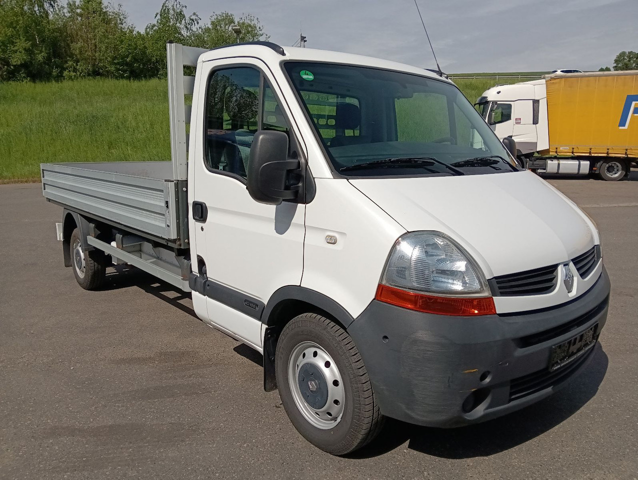 Renault MASTER 3,5t AHK, TÜV/Reifen/Bremse NEU orig.64t - Carrinha de caixa aberta, Carrinha cabine dupla: foto 1 Renault MASTER 3,5t AHK, TÜV/Reifen/Bremse NEU orig.64t - Carrinha de caixa aberta, Carrinha cabine dupla: foto 1