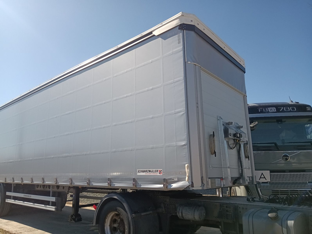 Schwarzmüller ASSE STERZANTE, TETTUCIO APRIBILE HUBDACH LENKAC - Semi-reboque de lona: foto 4 Schwarzmüller ASSE STERZANTE, TETTUCIO APRIBILE HUBDACH LENKAC - Semi-reboque de lona: foto 4