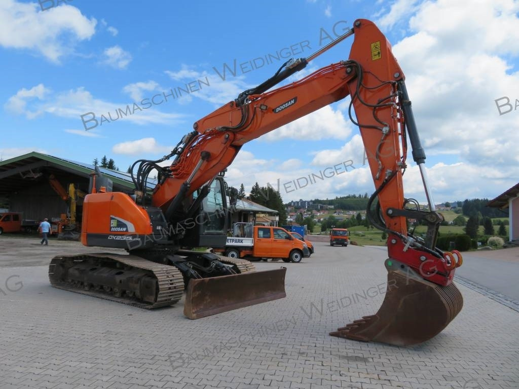Doosan DX 235 LCR-5 - Escavadora de rastos: foto 2 Doosan DX 235 LCR-5 - Escavadora de rastos: foto 2